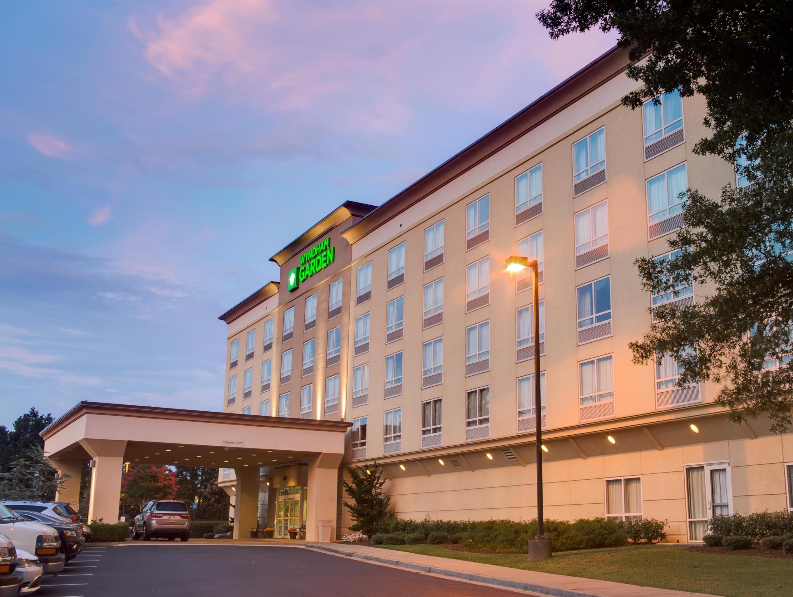 Wyndham Garden Duluth Hotel Exterior foto