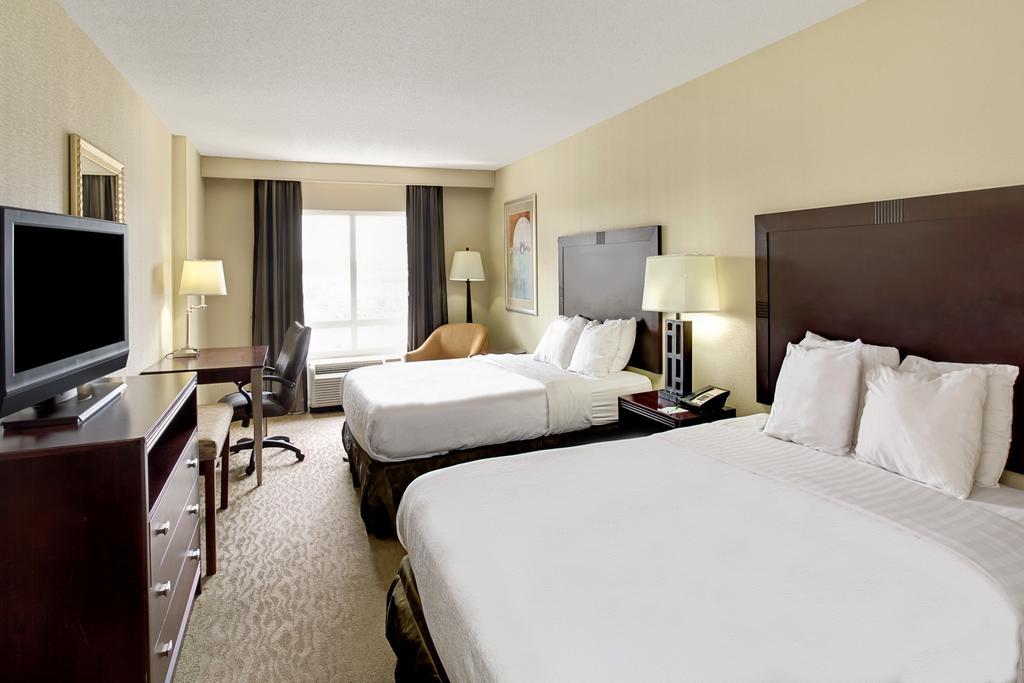 Wyndham Garden Duluth Hotel Exterior foto